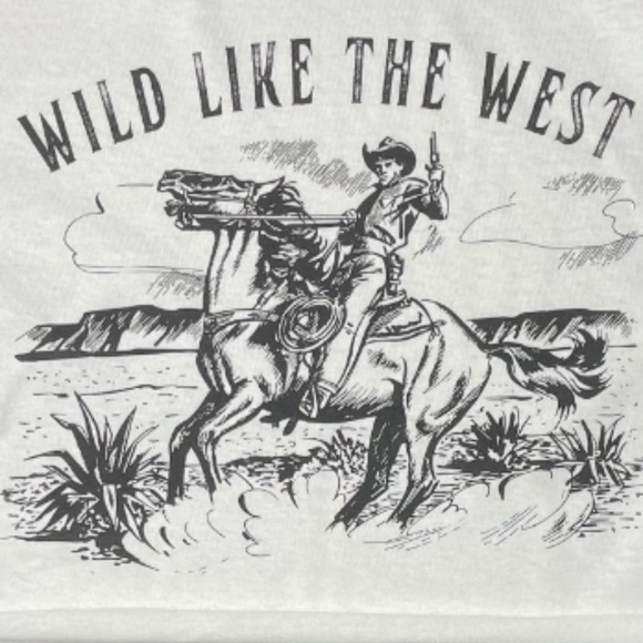 WILD LIKE THE WEST- WESTERN FASHION WHITE GRAPHIC COWGIRL CROP TOP - Picture 2 of 2